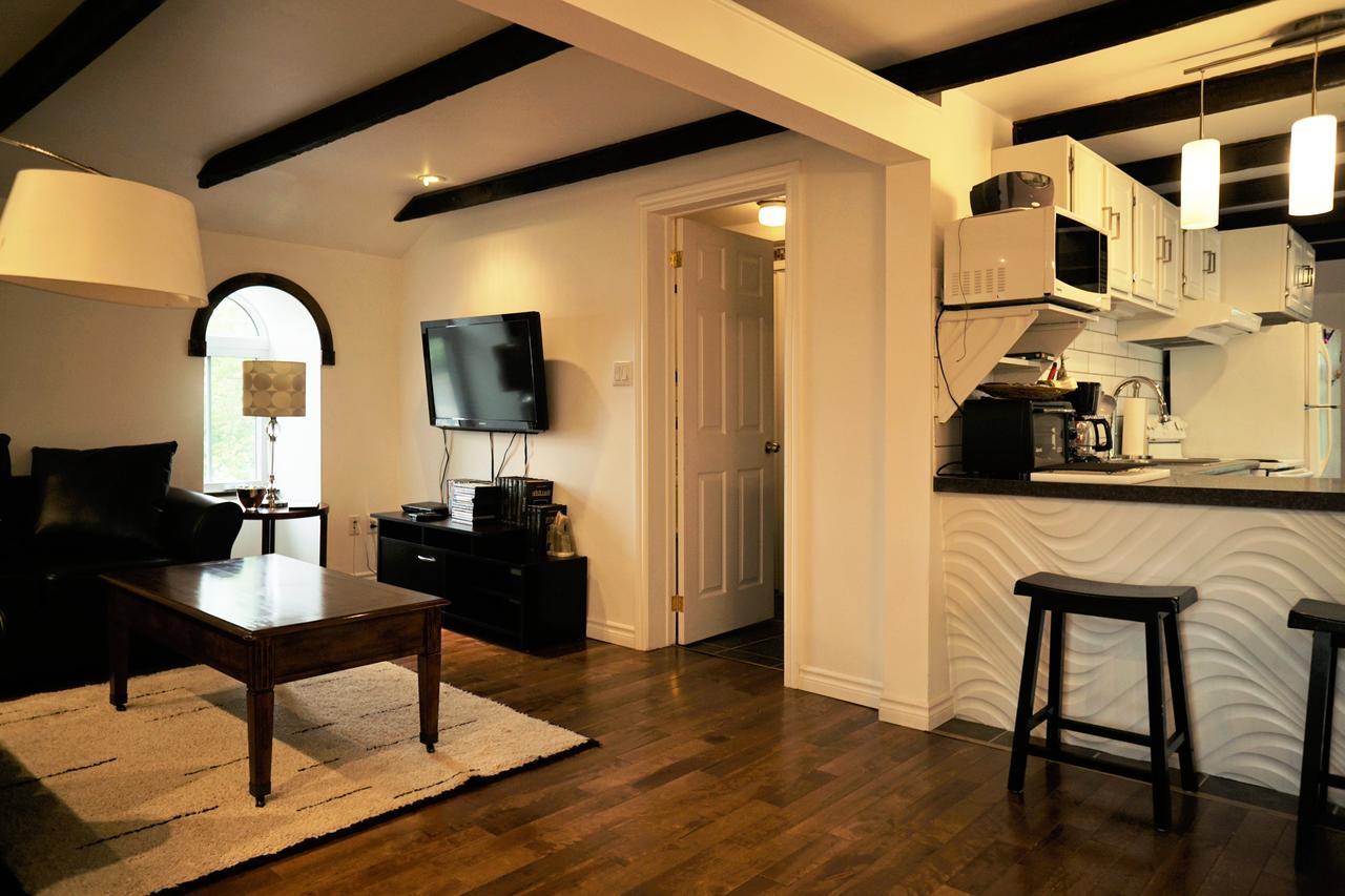 Auberge A La Fontaine Саттон Экстерьер фото